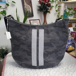 Kaola Kanvas camo Crossbody NWT